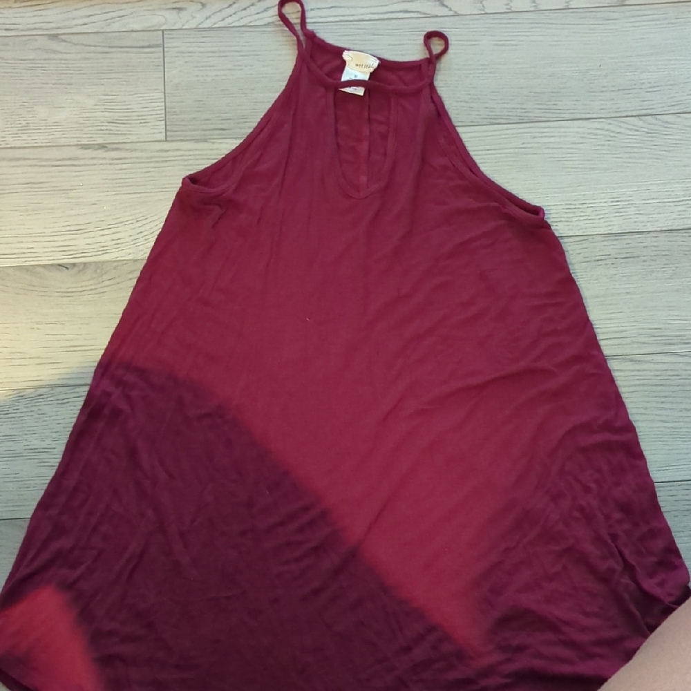 Wet Seal Red Sleeveless Relaxed Tank Top